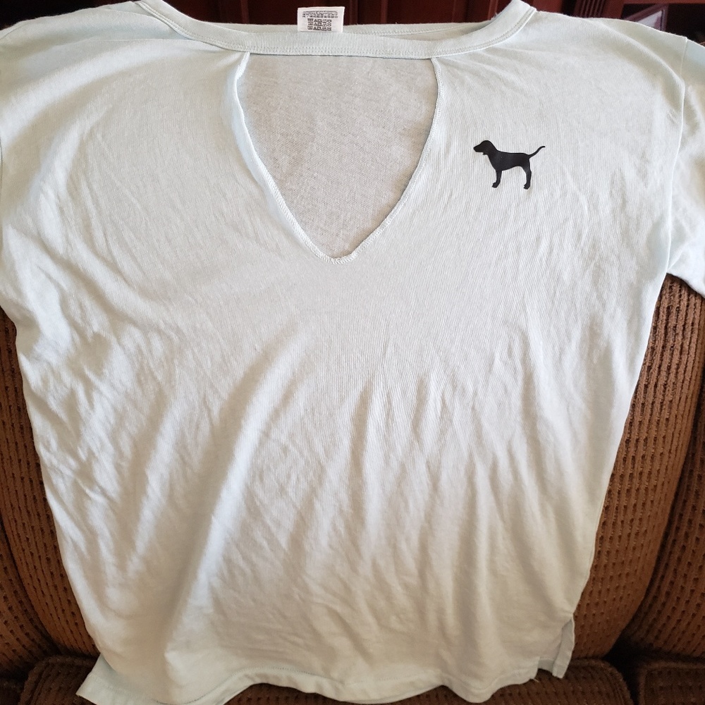 VS tee